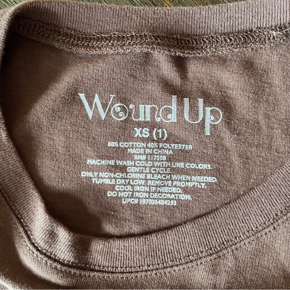 Wound Up Short Sleeve Graphic Tee Country Long Live Cowgirls XS - Picture 4 of 4